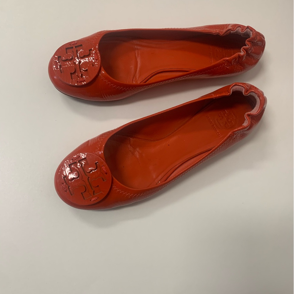 TORY BURCH Orange Reva Flats (US 9 EU 39)